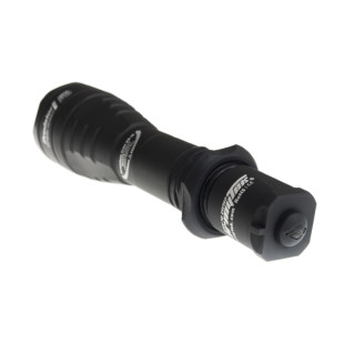 Тактический фонарь Armytek Predator v3, черный, XP-L, теплый свет (F01603BW)